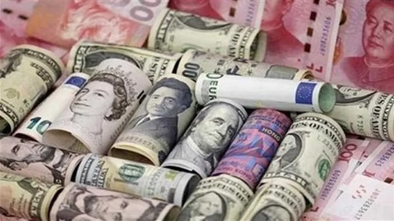 أسعار العملات في مصر تتقلب اليوم الأربعاء